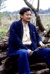 秋山眞和さん 現代の名工 綾 手紬 藍染 秋山眞和さん 現代の名工 綾 手紬 藍染